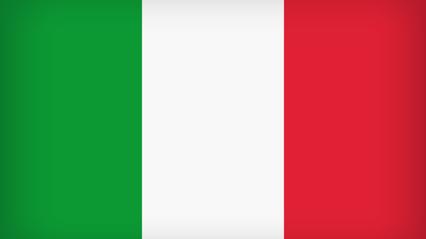 2020Backgrounds_Tricolor_flag_of_Italy_142765_24